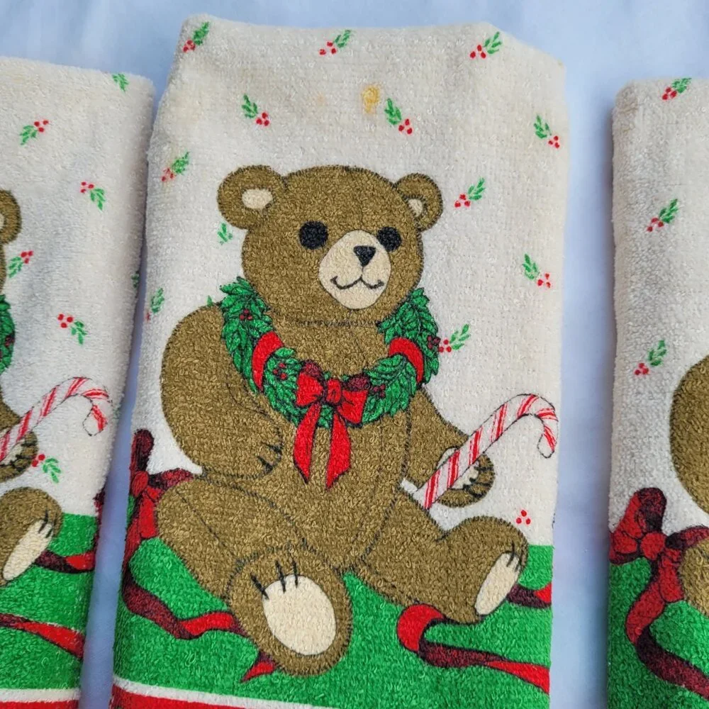 Cannon Dish Towels Vintage Christmas Wreath Bears Candy Canes USA Set 4 Kitchen